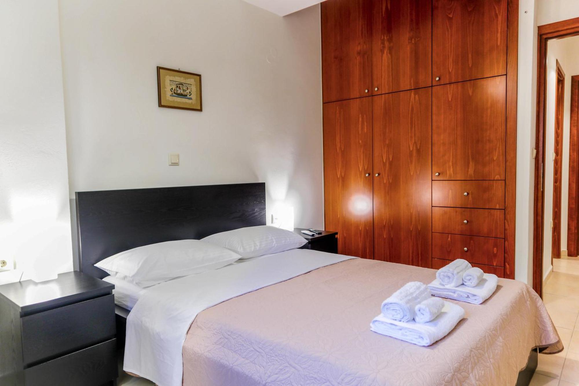 Dictamus Apartment Chrissi Akti Chania Exterior foto